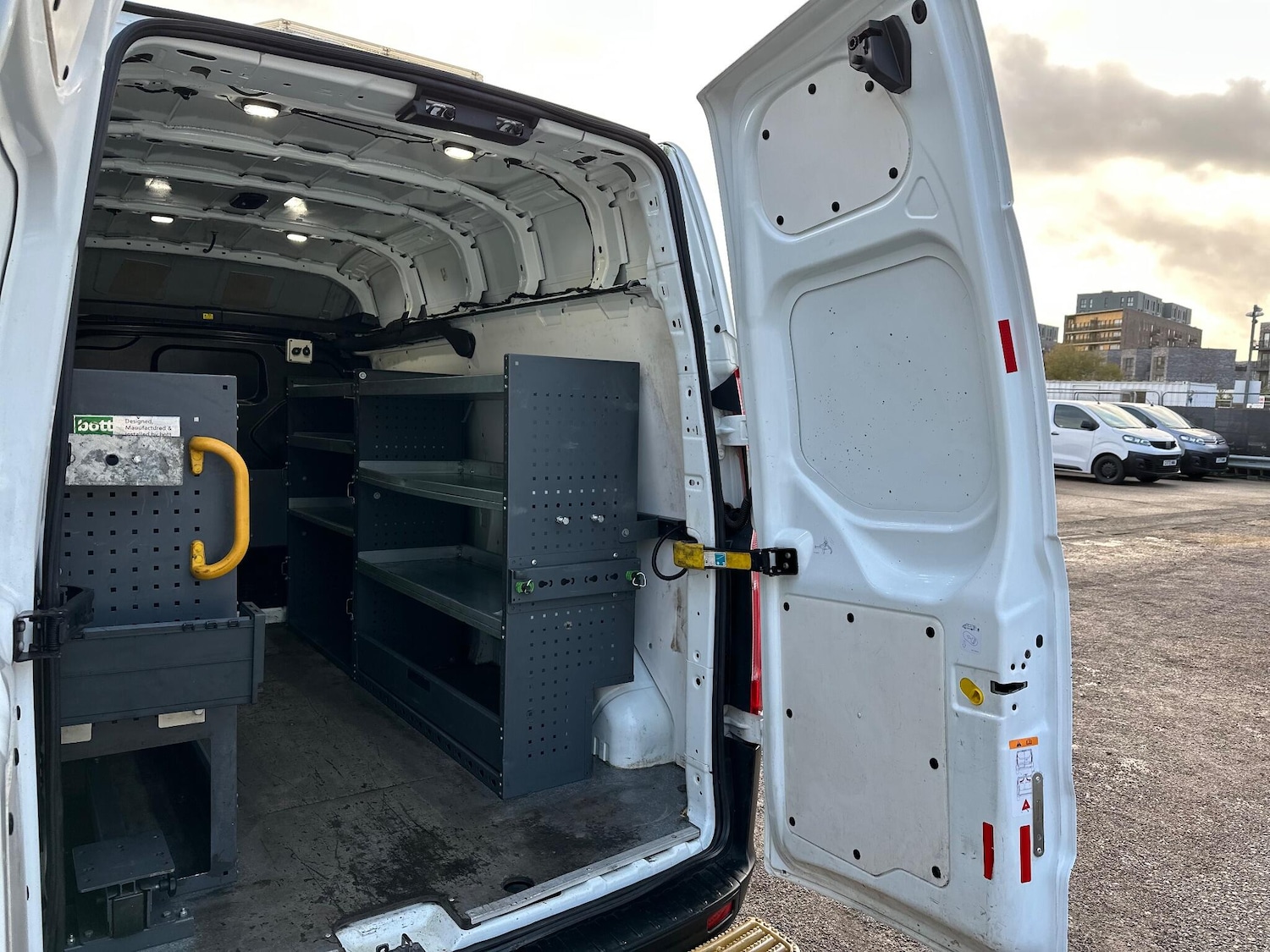 Used Ford Transit Custom 2018 for sale - 76742649: Photo 44