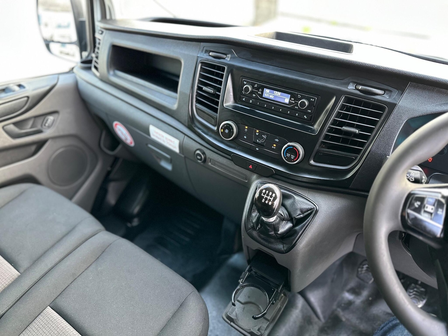 Used Ford Transit Custom 2018 for sale - 76742649: Photo 45