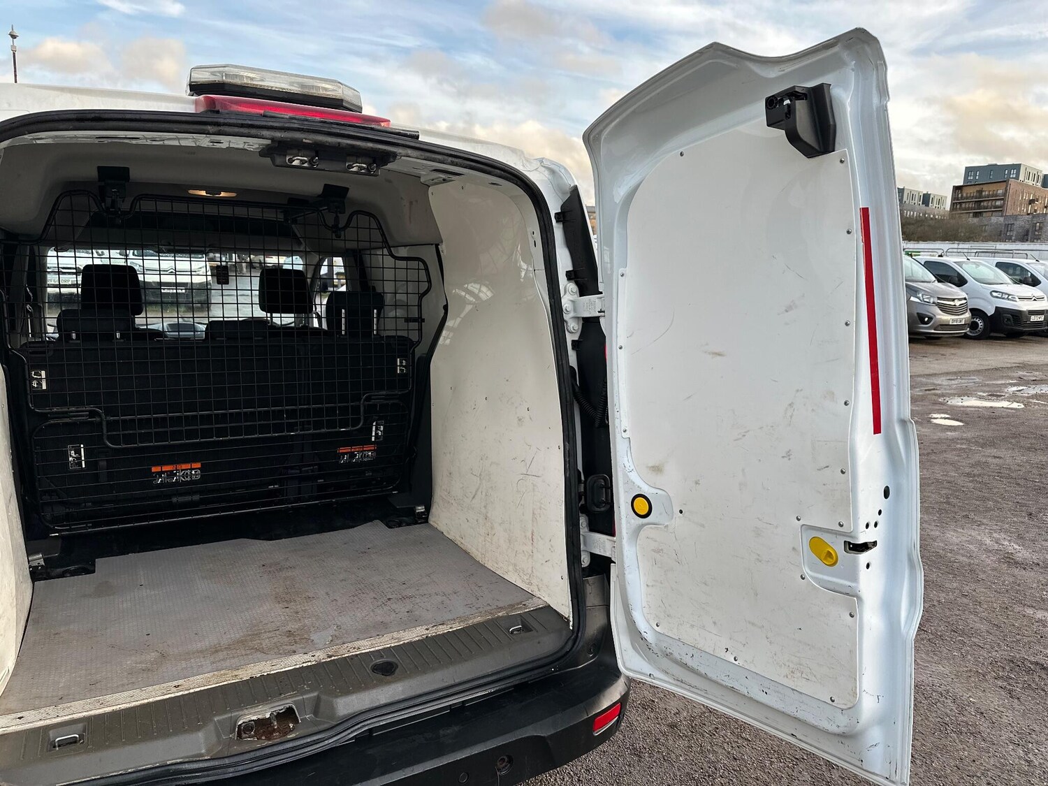 Used Ford Transit Connect 2021 for sale - 77633650: Photo 47