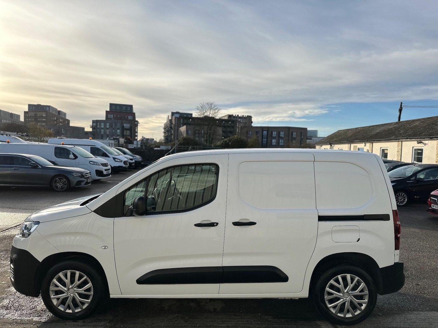 Used Citroen Berlingo 2020 for sale - 76839718: Photo 32