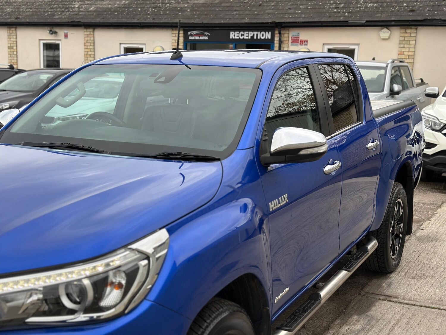 Used Toyota Hilux 2017 for sale - 76472751: Photo 24