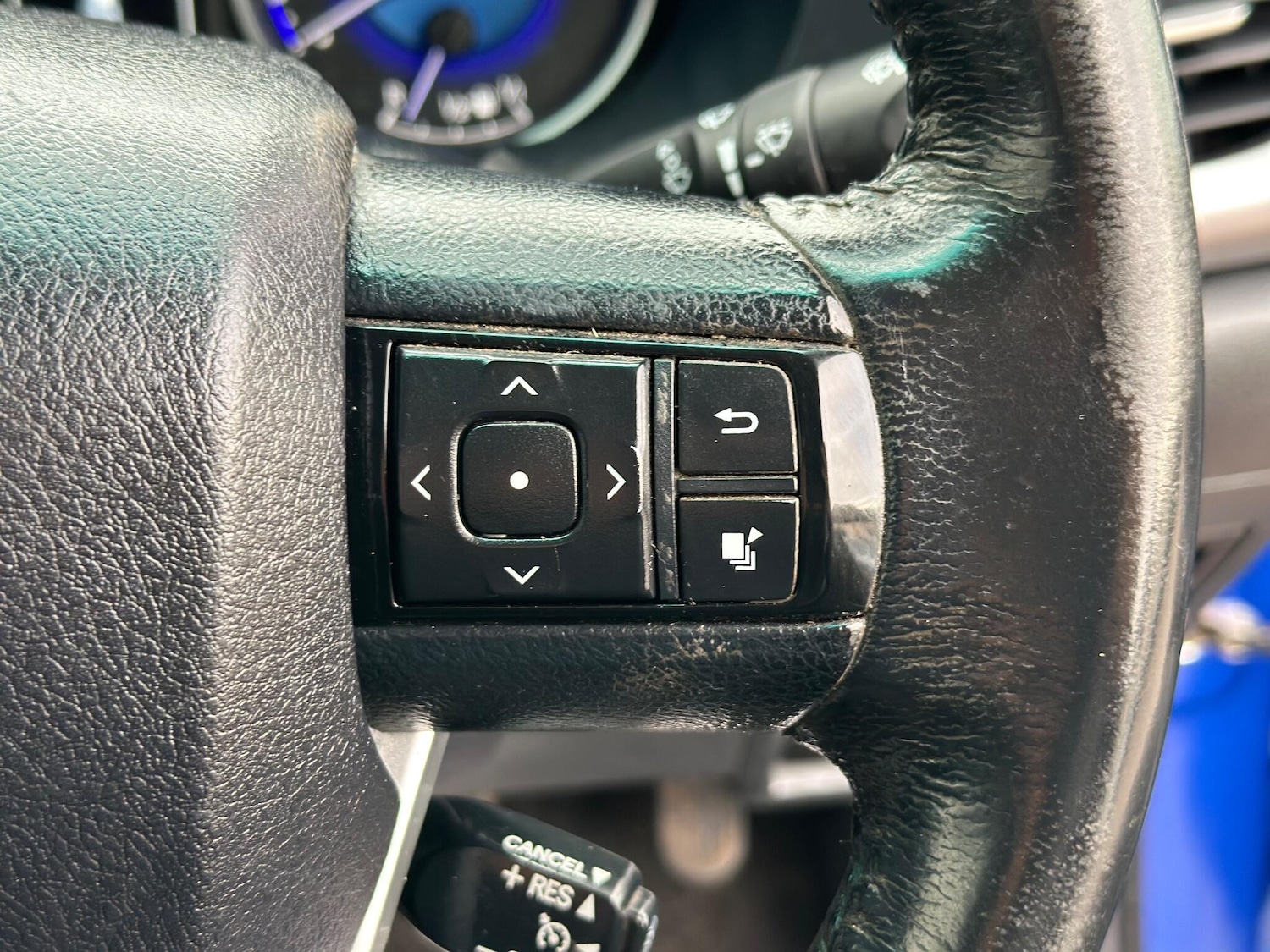 Used Toyota Hilux 2017 for sale - 76472751: Photo 35