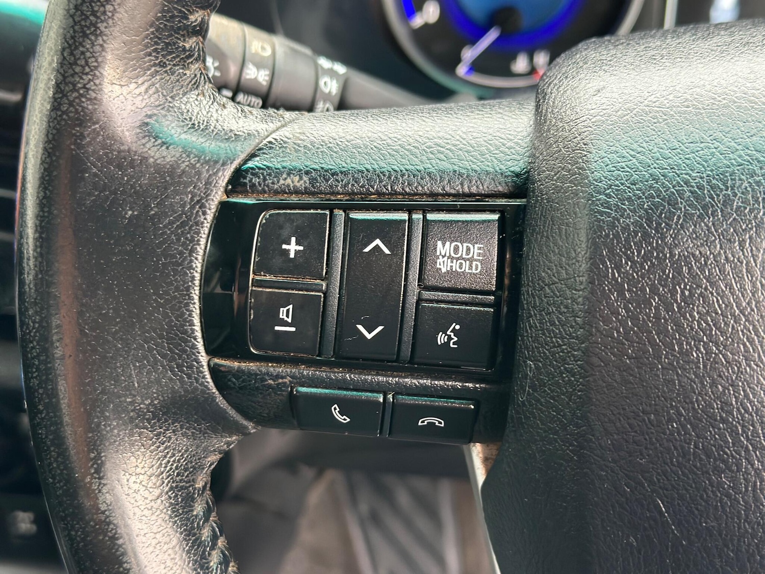 Used Toyota Hilux 2017 for sale - 76472751: Photo 36