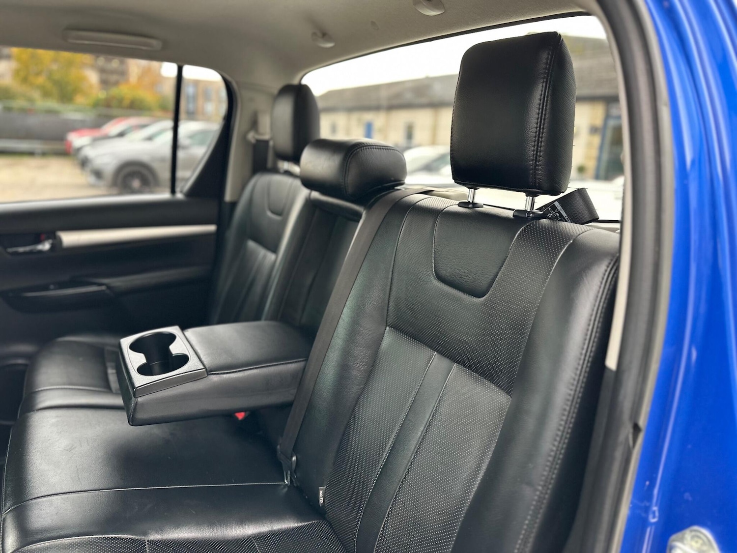 Used Toyota Hilux 2017 for sale - 76472751: Photo 53