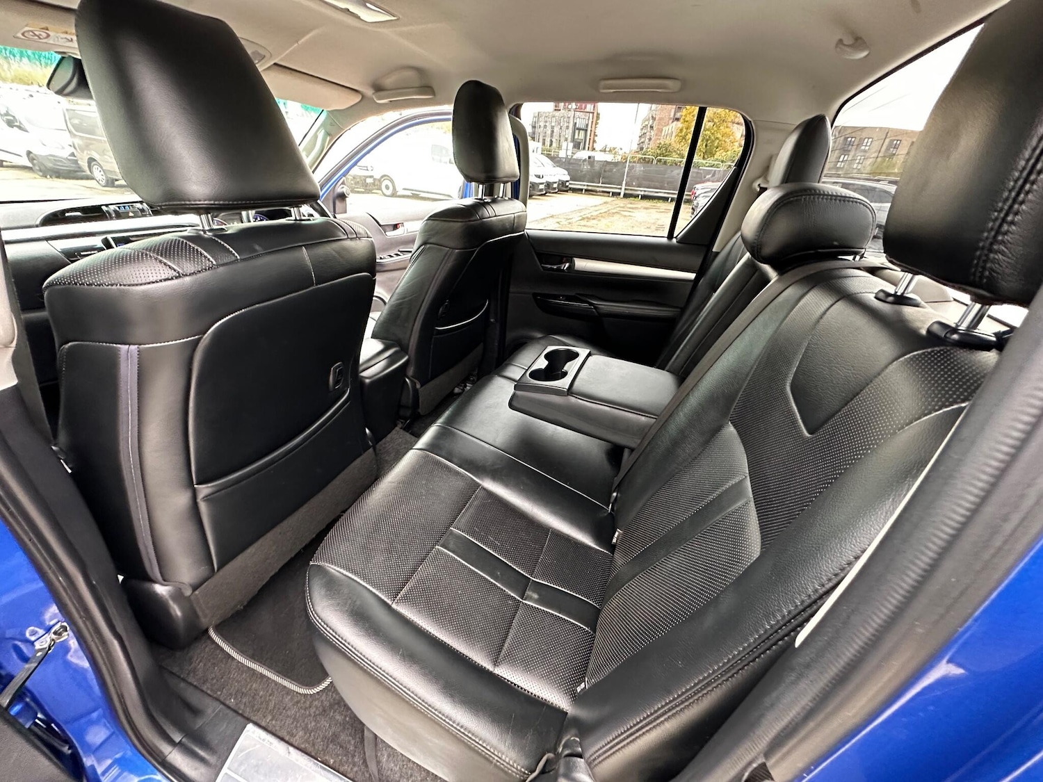 Used Toyota Hilux 2017 for sale - 76472751: Photo 54