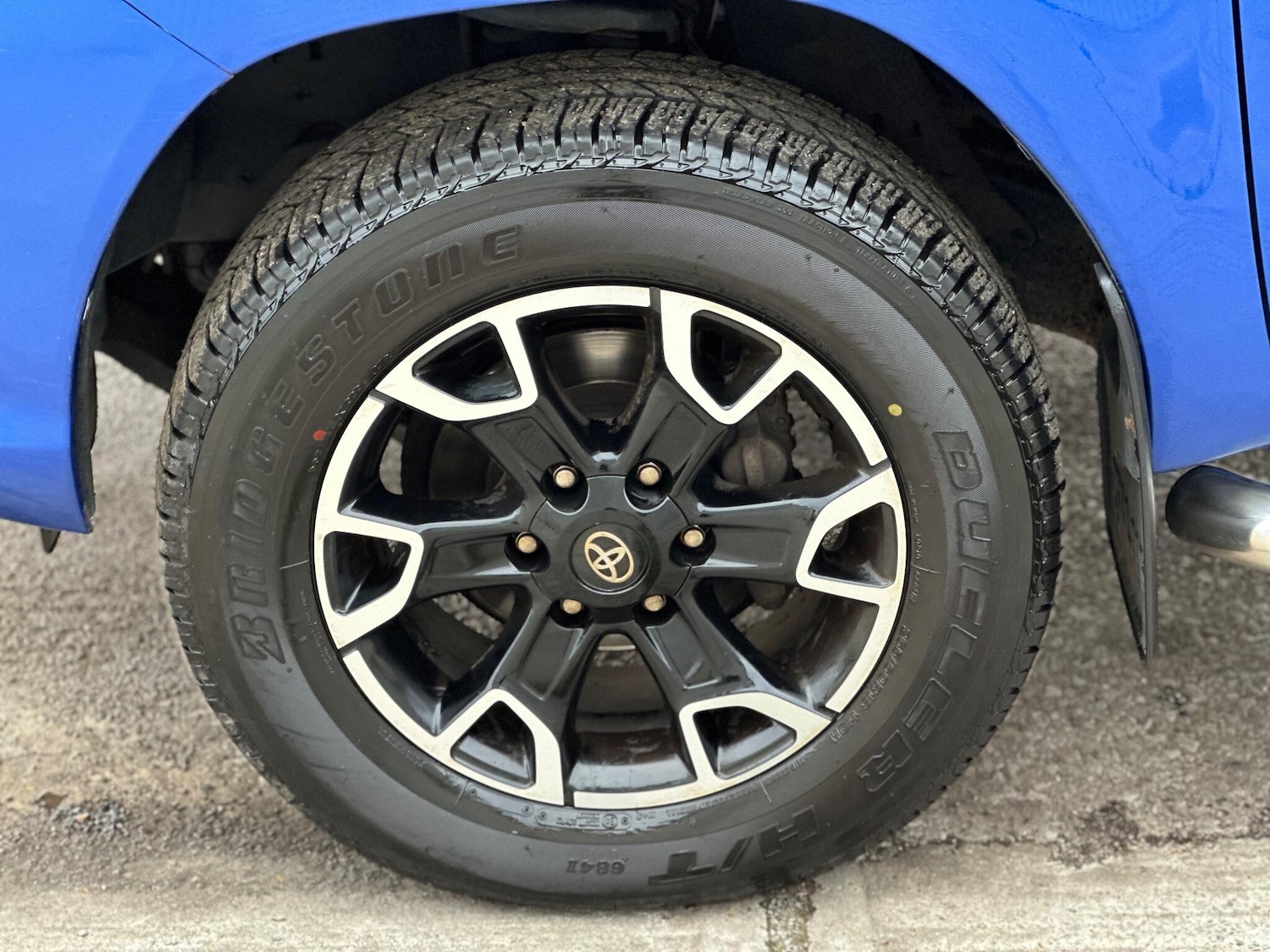 Used Toyota Hilux 2017 for sale - 76472751: Photo 56