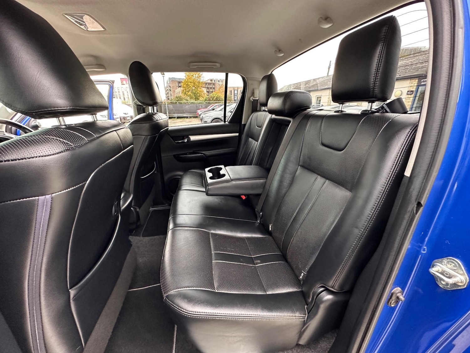 Used Toyota Hilux 2017 for sale - 76472751: Photo 57