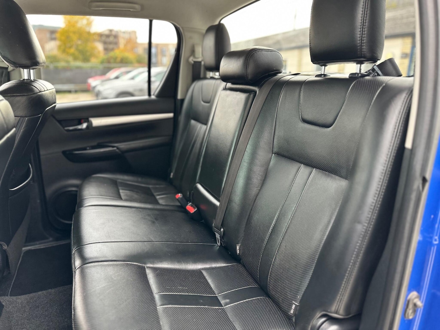 Used Toyota Hilux 2017 for sale - 76472751: Photo 59