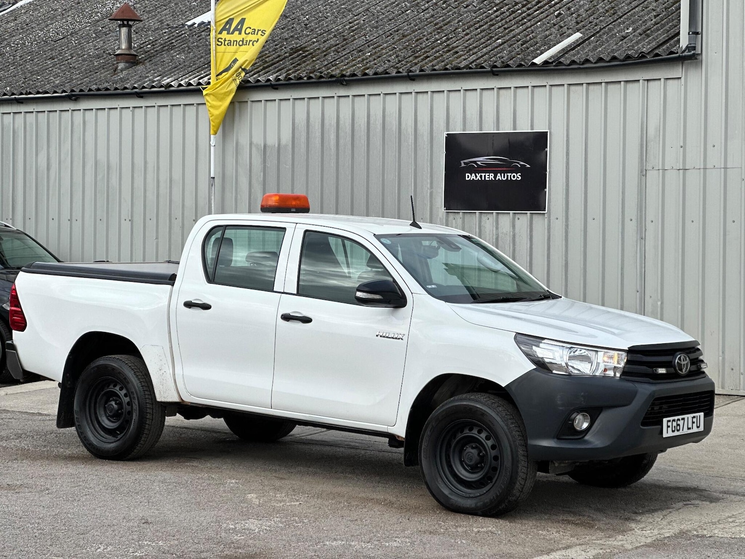Used Toyota Hilux 2017 for sale - 76398959: Photo 1