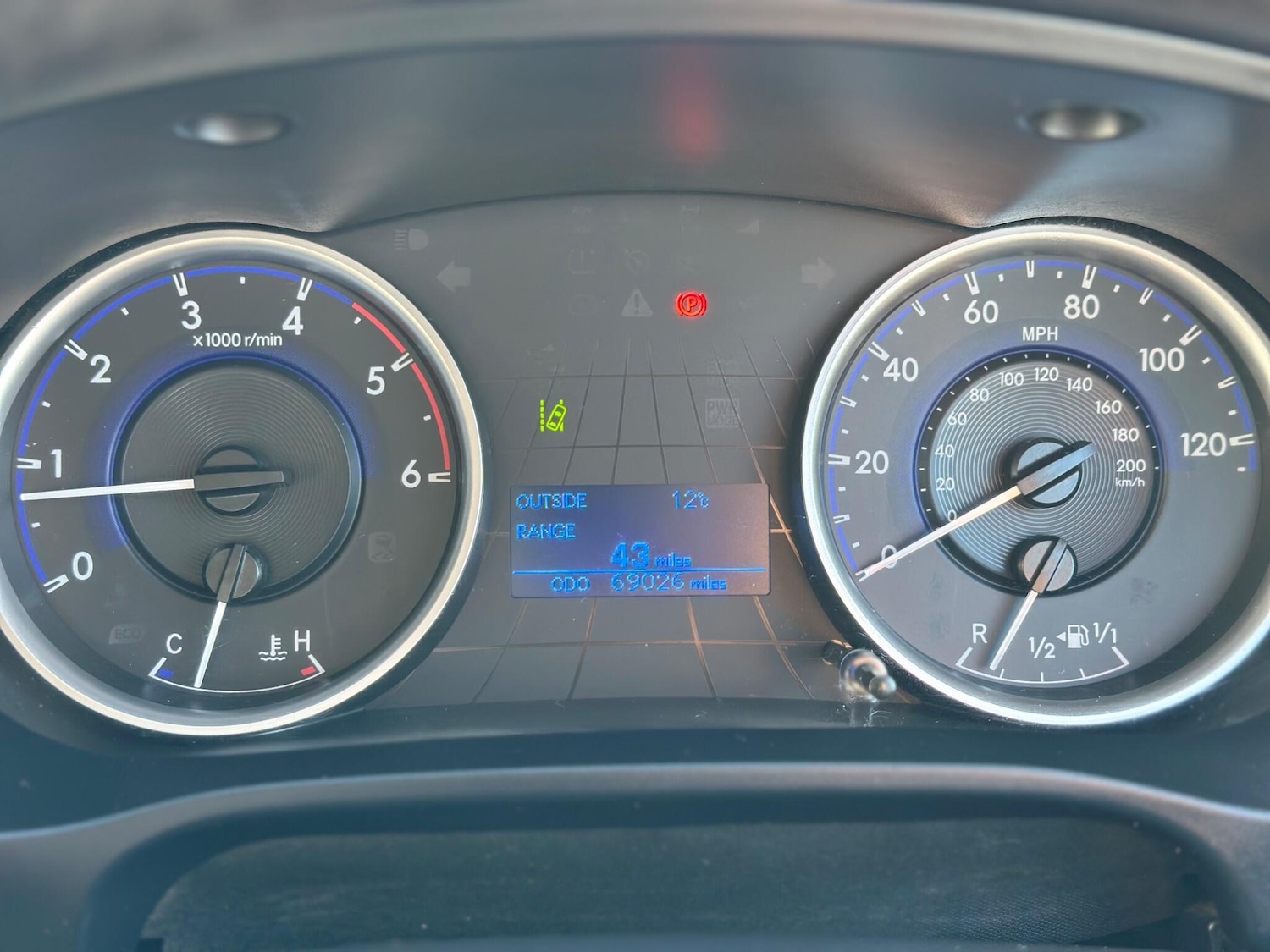 Used Toyota Hilux 2017 for sale - 76398959: Photo 10