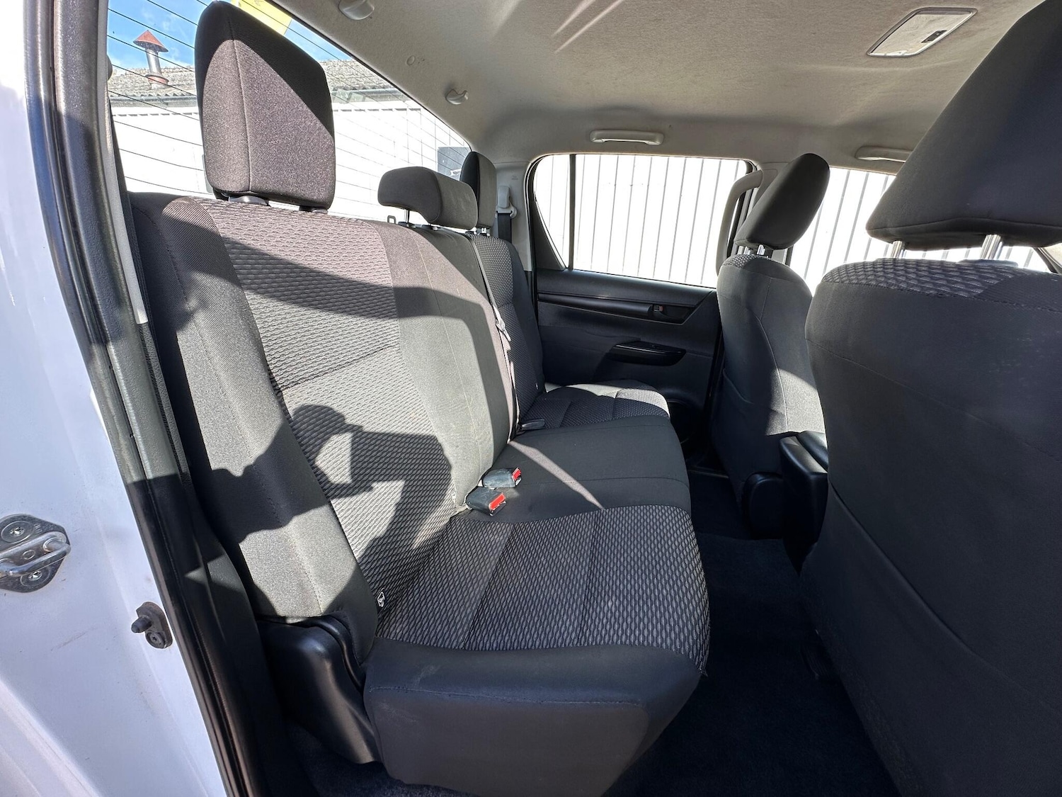 Used Toyota Hilux 2017 for sale - 76398959: Photo 11