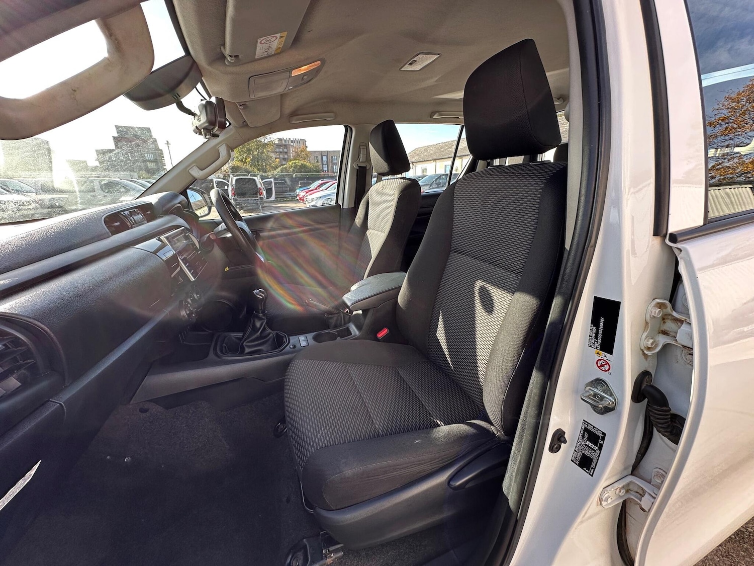 Used Toyota Hilux 2017 for sale - 76398959: Photo 16