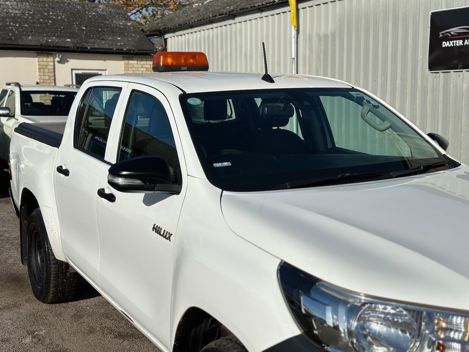 Used Toyota Hilux 2017 for sale - 76398959: Photo 23