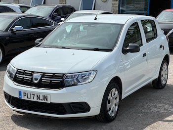 Used Dacia Sandero 2017 for sale - 78771694: Photo