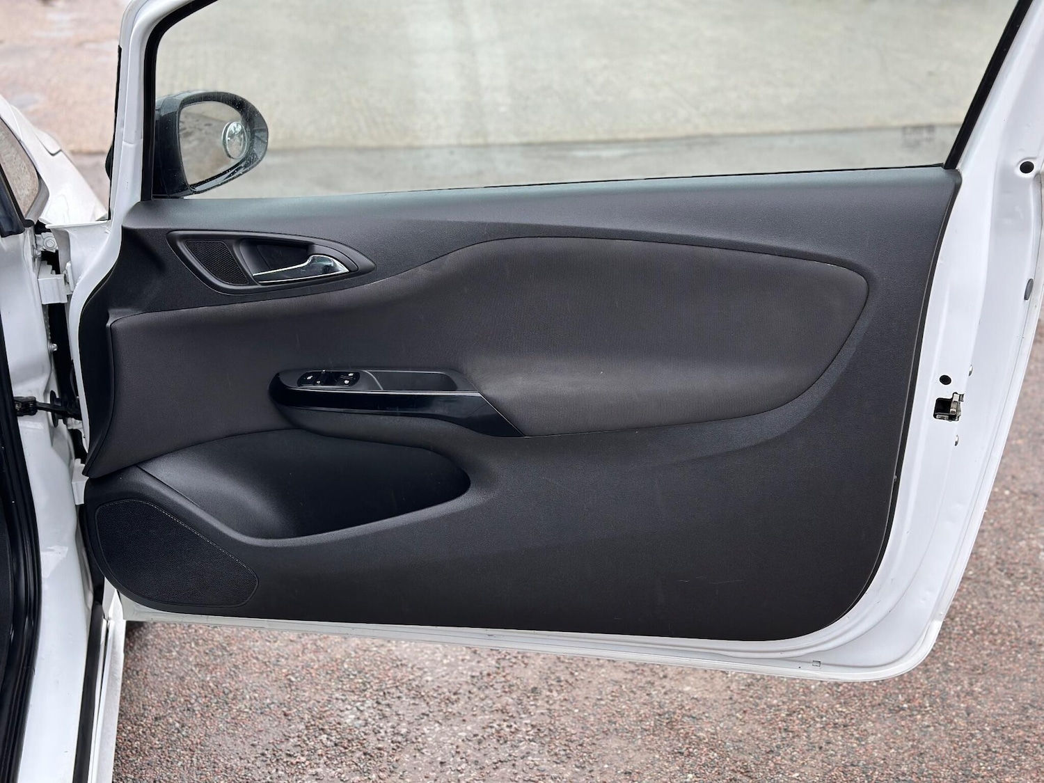 Used Vauxhall Corsa 2015 for sale - 77412090: Photo 27