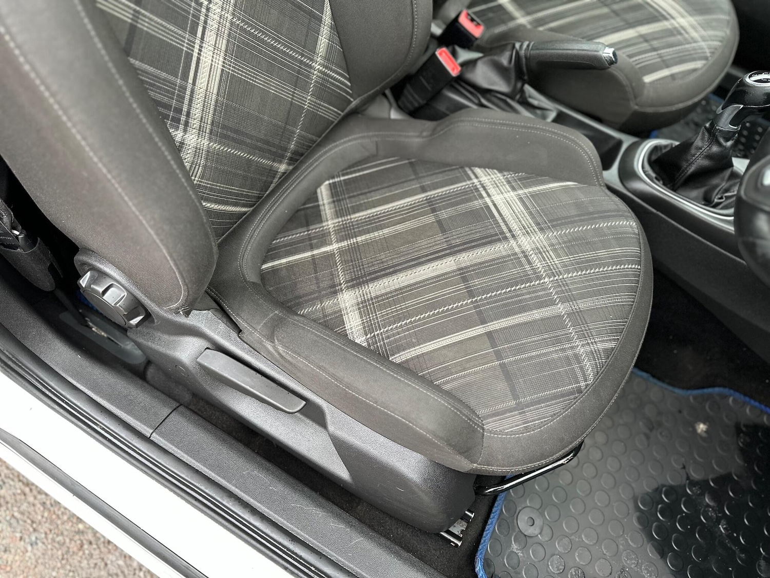 Used Vauxhall Corsa 2015 for sale - 77412090: Photo 29