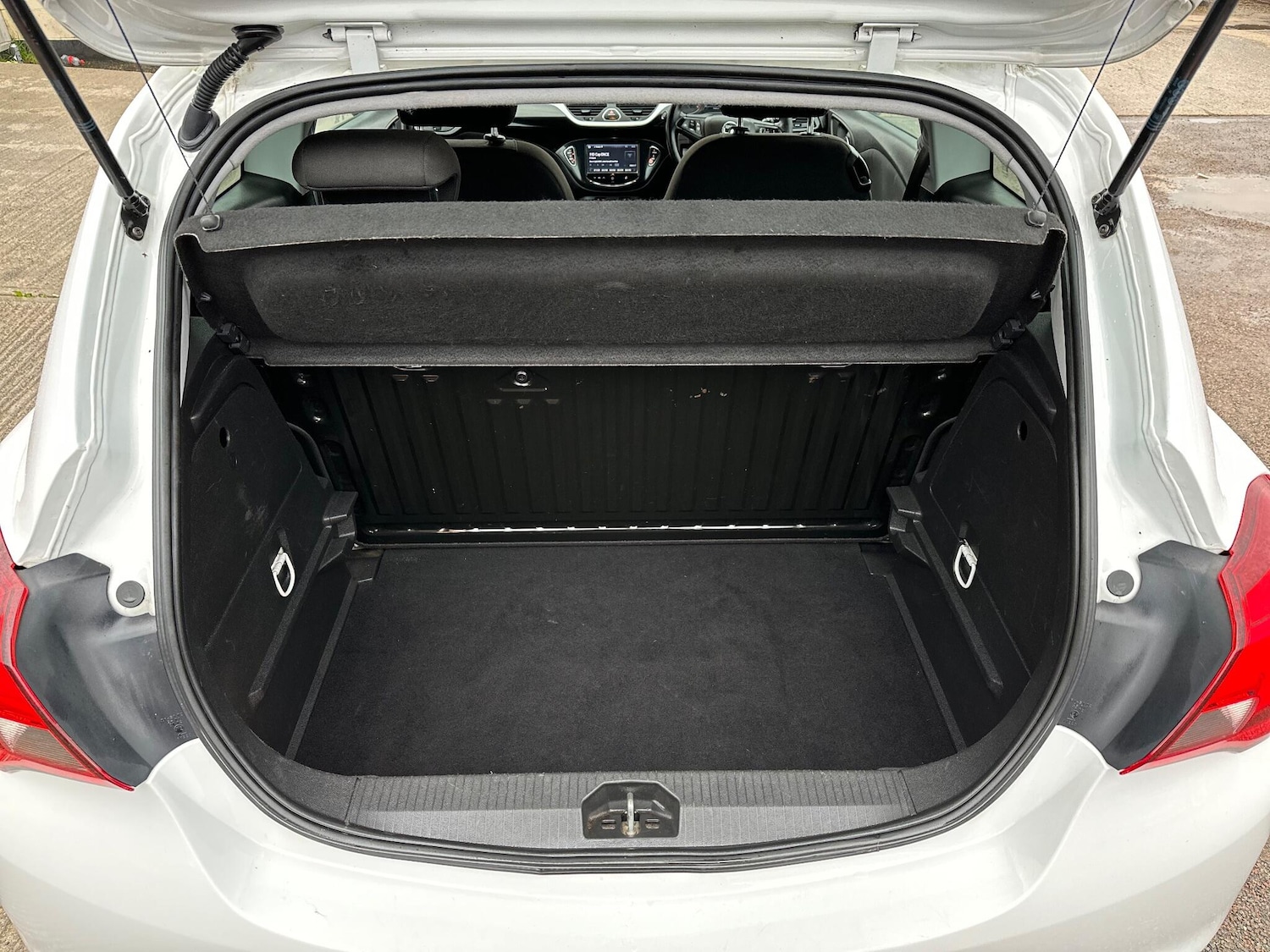 Used Vauxhall Corsa 2015 for sale - 77412090: Photo 37