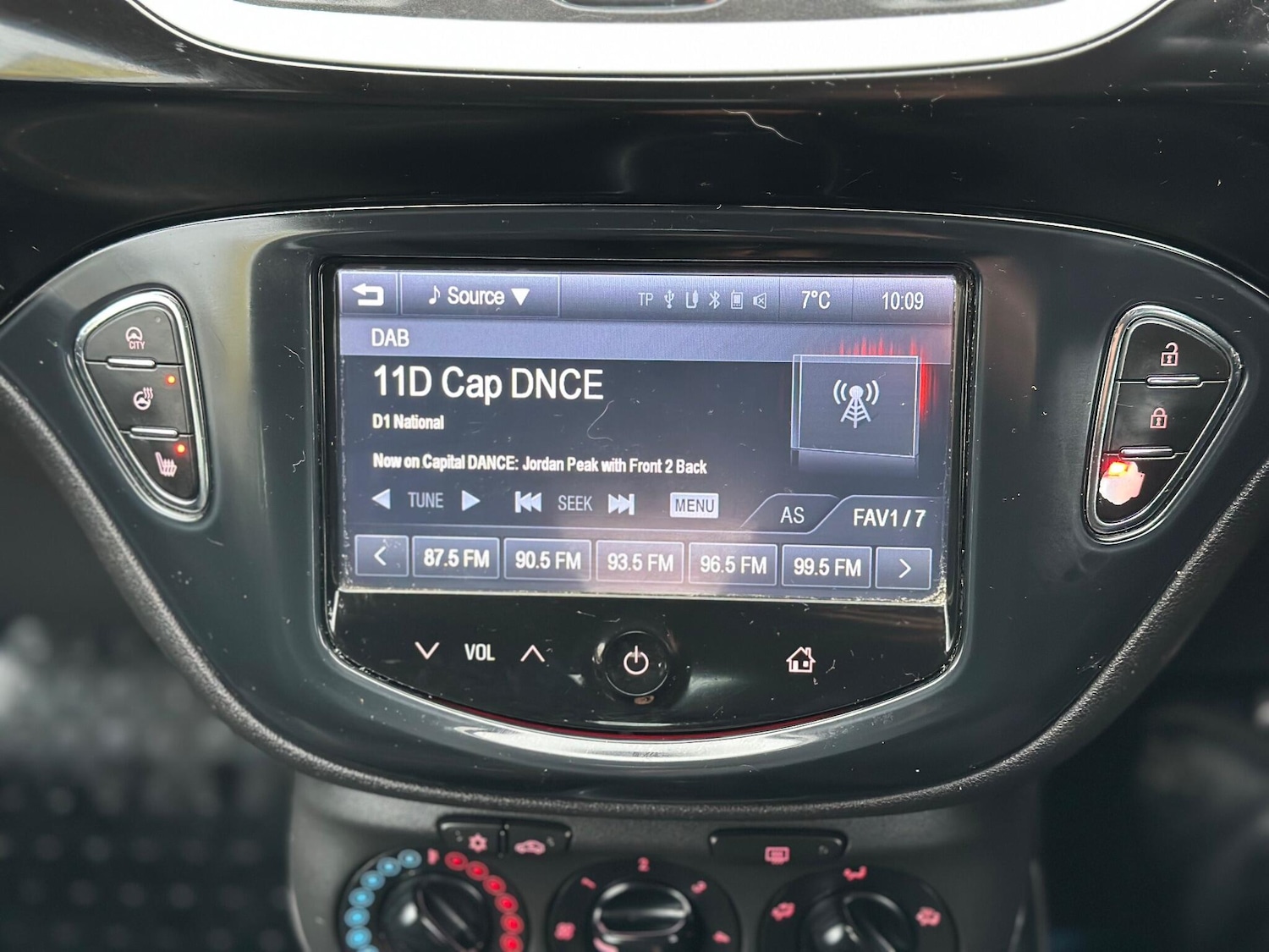 Used Vauxhall Corsa 2015 for sale - 77412090: Photo 42