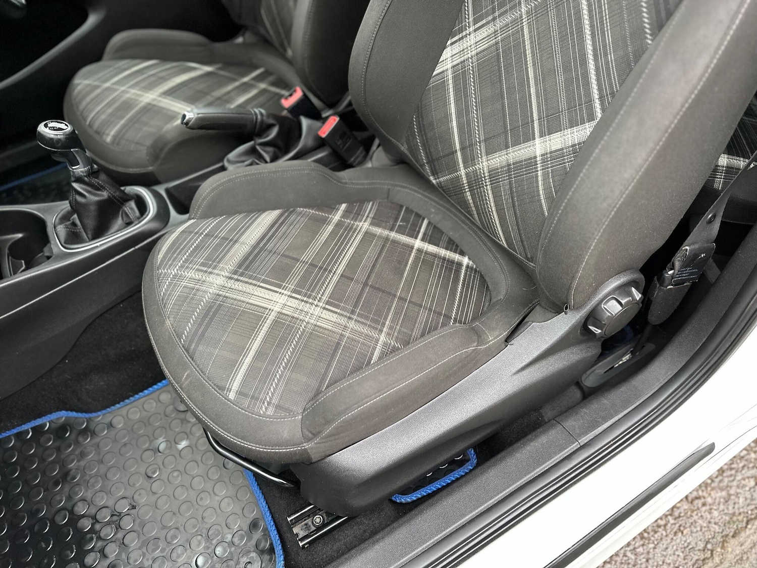 Used Vauxhall Corsa 2015 for sale - 77412090: Photo 49