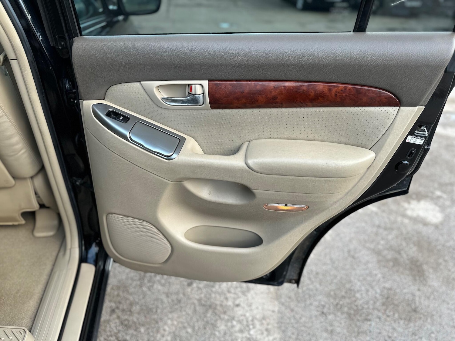 Used Toyota Land Cruiser 2007 for sale - 76701263: Photo 48