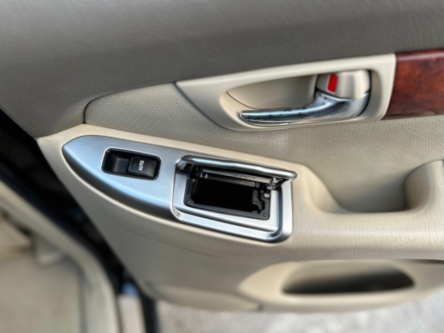 Used Toyota Land Cruiser 2007 for sale - 76701263: Photo 49