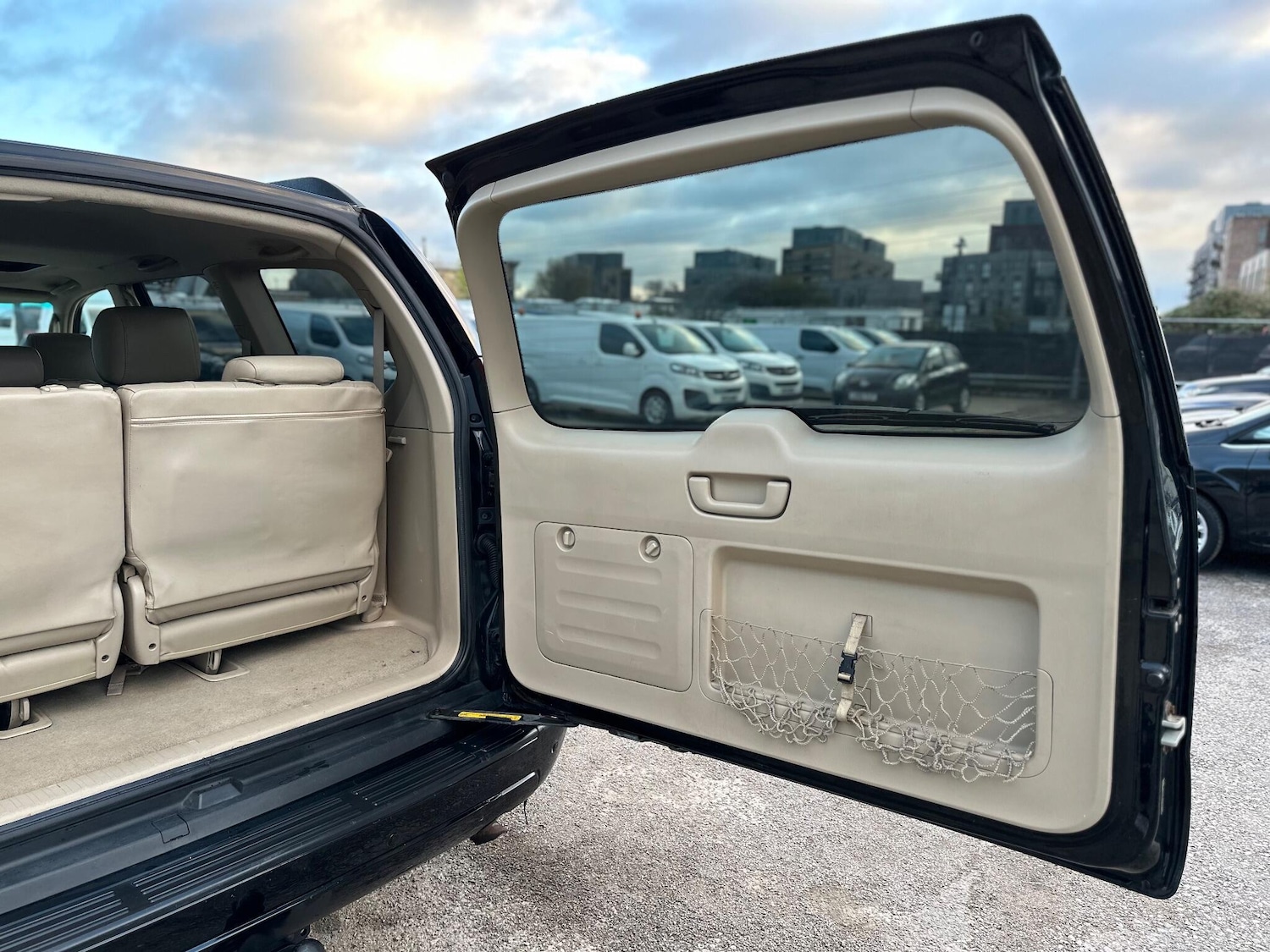 Used Toyota Land Cruiser 2007 for sale - 76701263: Photo 60