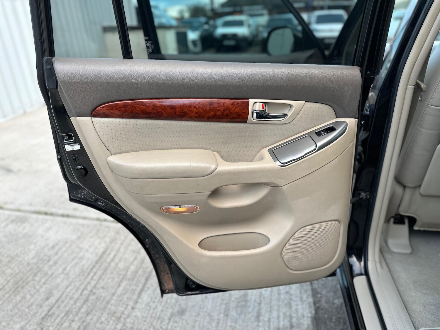 Used Toyota Land Cruiser 2007 for sale - 76701263: Photo 62