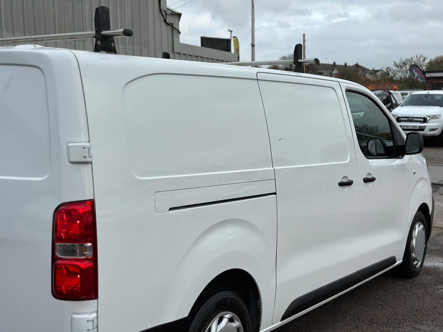 Used Citroen Dispatch 2020 for sale - 76549480: Photo 28