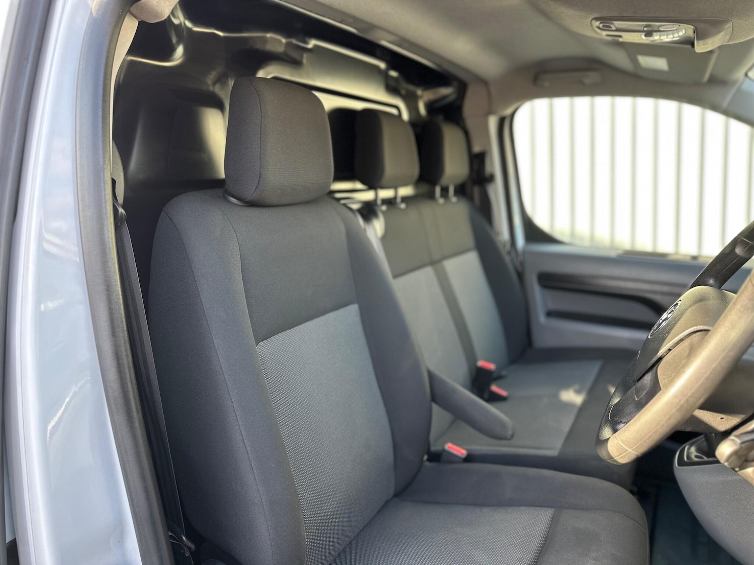 Used Vauxhall Vivaro 2022 for sale - 76607328: Photo 31