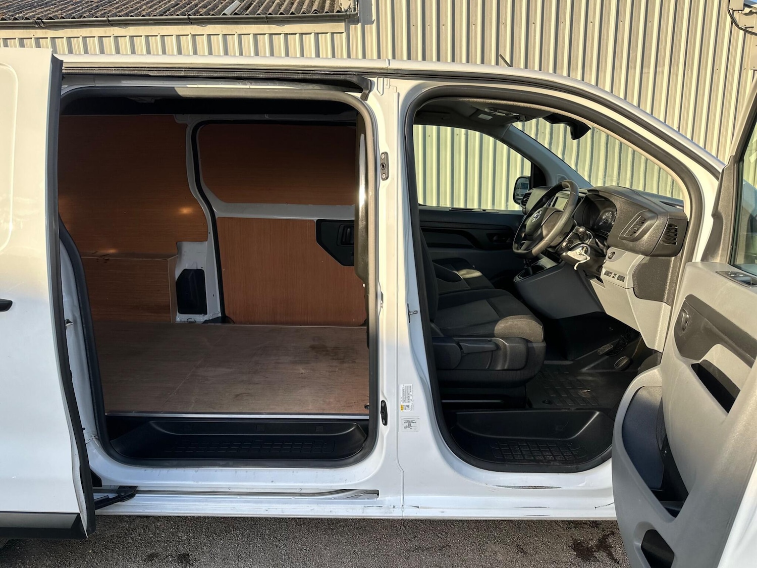 Used Vauxhall Vivaro 2022 for sale - 76607328: Photo 38