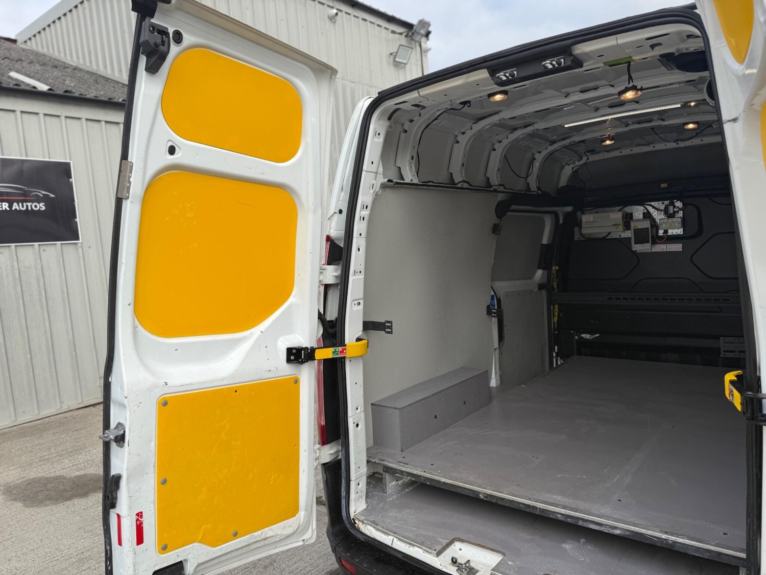 Used Ford Transit Custom 2020 for sale - 76294880: Photo 52