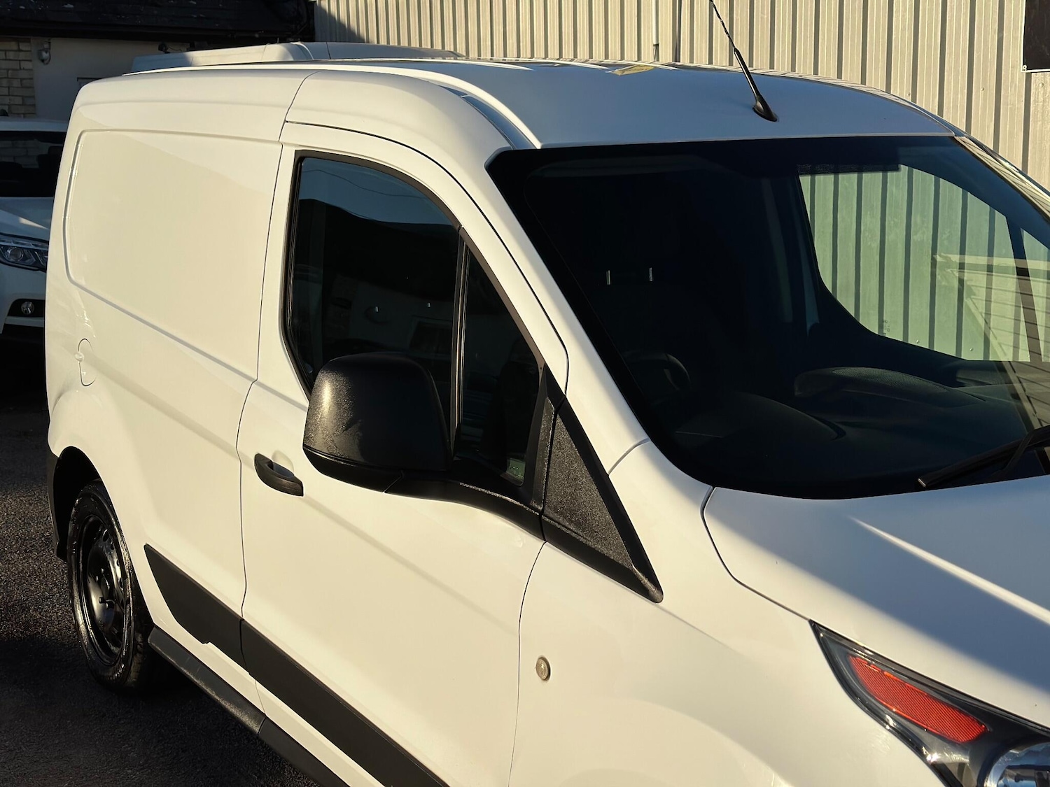 Used Ford Transit Connect 2016 for sale - 76671321: Photo 21