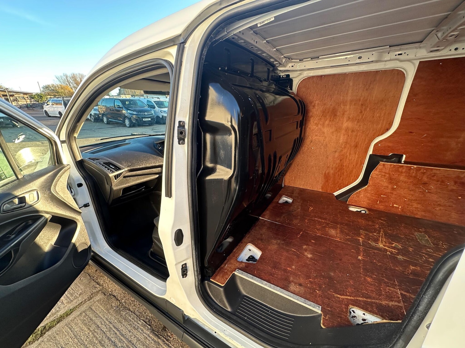 Used Ford Transit Connect 2016 for sale - 76671321: Photo 46