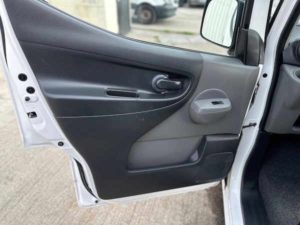 Used Nissan NV200 2015 for sale - 76189257: Photo 48