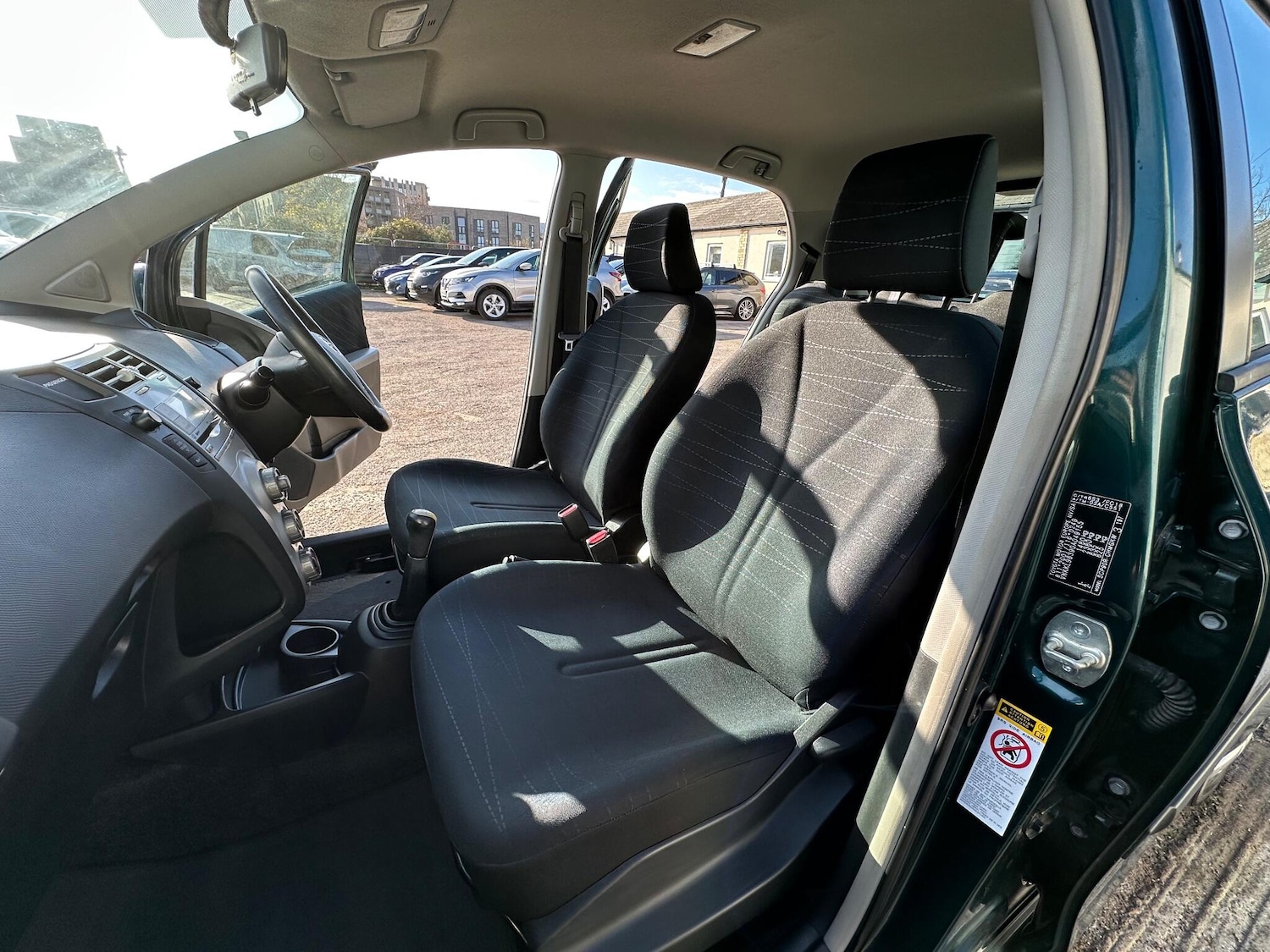 Used Toyota Yaris 2006 for sale - 76632921: Photo 15