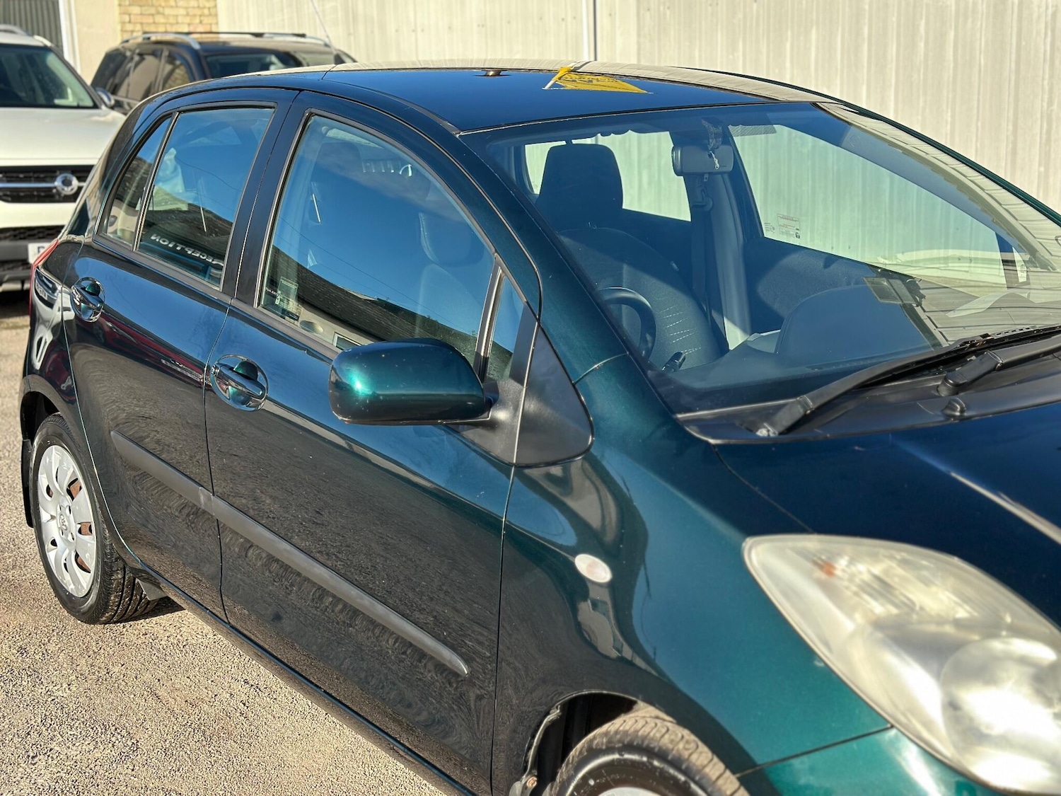 Used Toyota Yaris 2006 for sale - 76632921: Photo 22