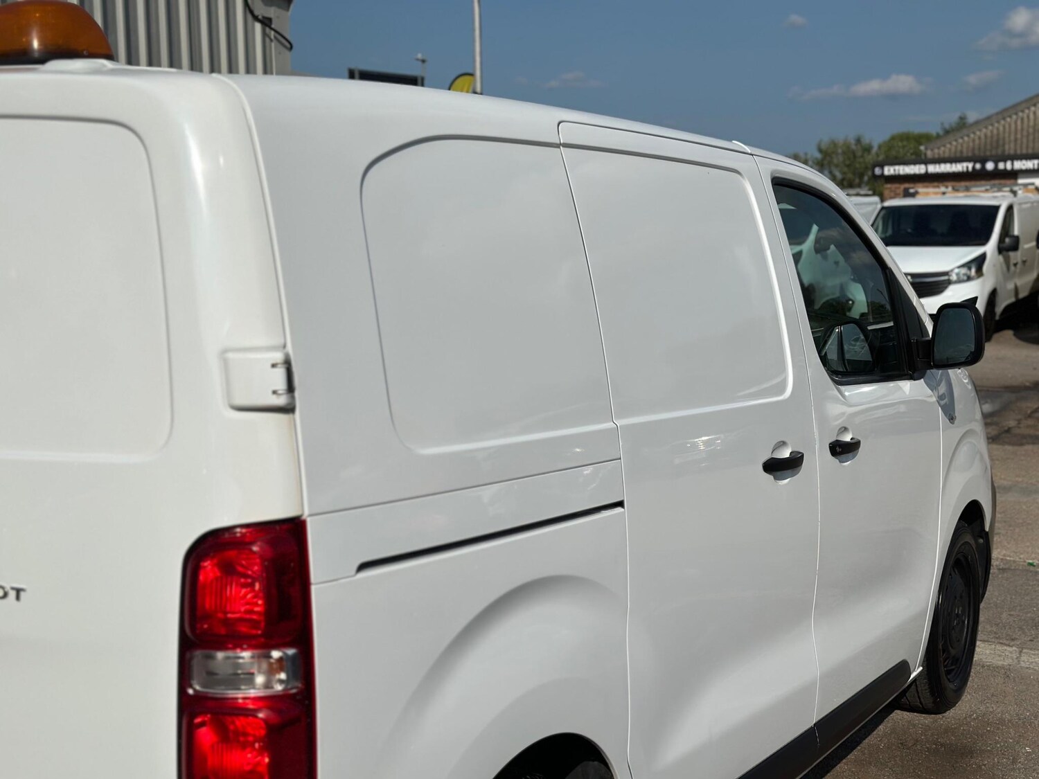 Used Peugeot Expert 2020 for sale - 77190527: Photo 26