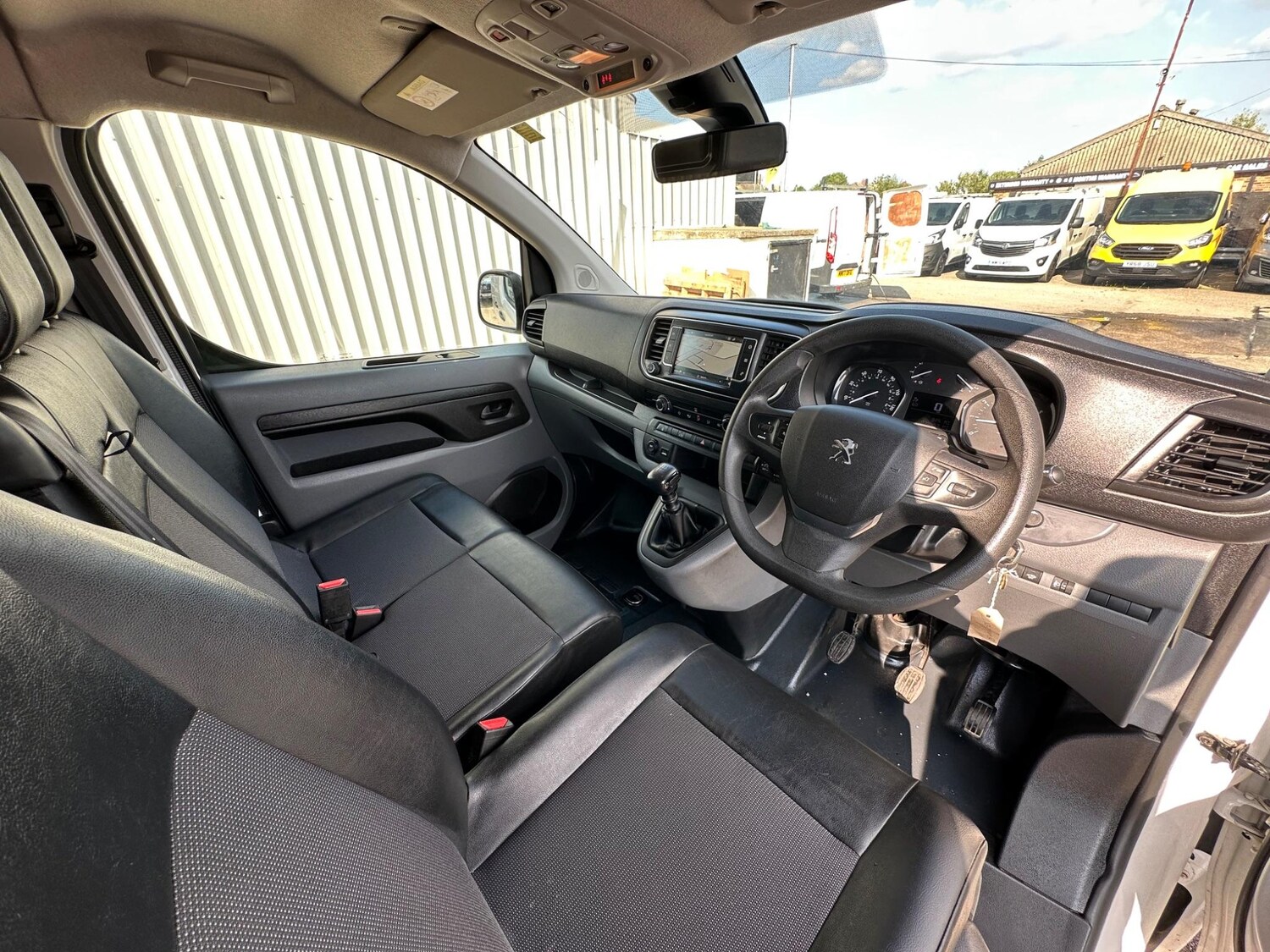 Used Peugeot Expert 2020 for sale - 77190527: Photo 30