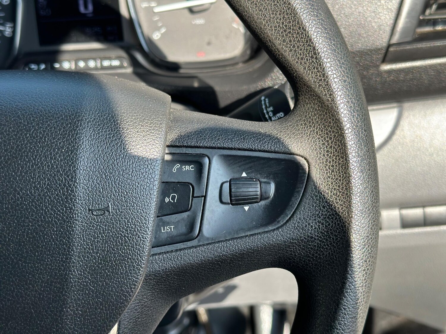 Used Peugeot Expert 2020 for sale - 77190527: Photo 34