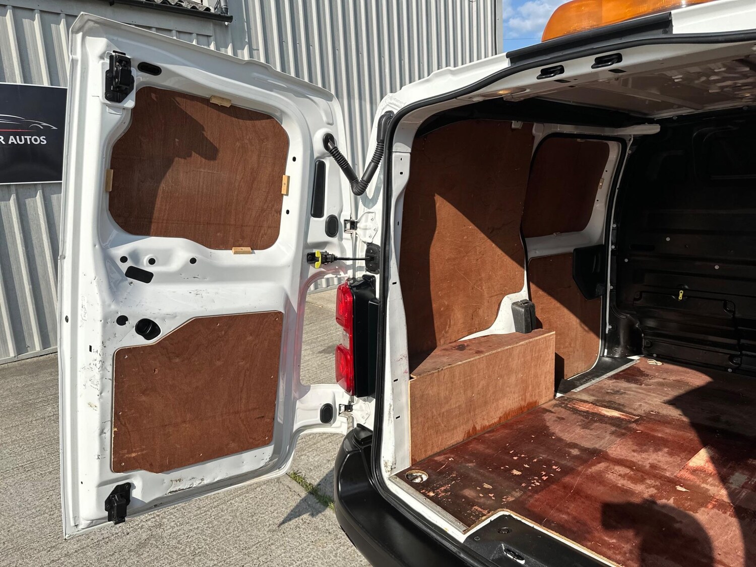 Used Peugeot Expert 2020 for sale - 77190527: Photo 48