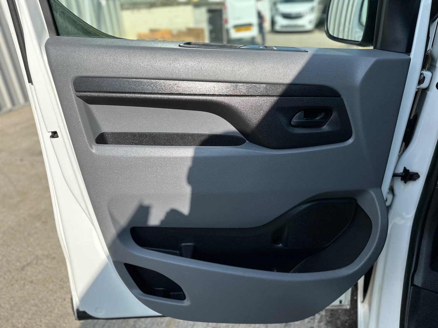 Used Peugeot Expert 2020 for sale - 77190527: Photo 49