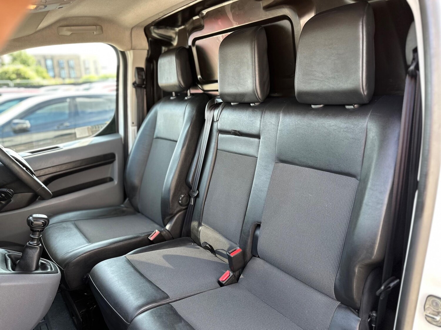 Used Peugeot Expert 2020 for sale - 77190527: Photo 53