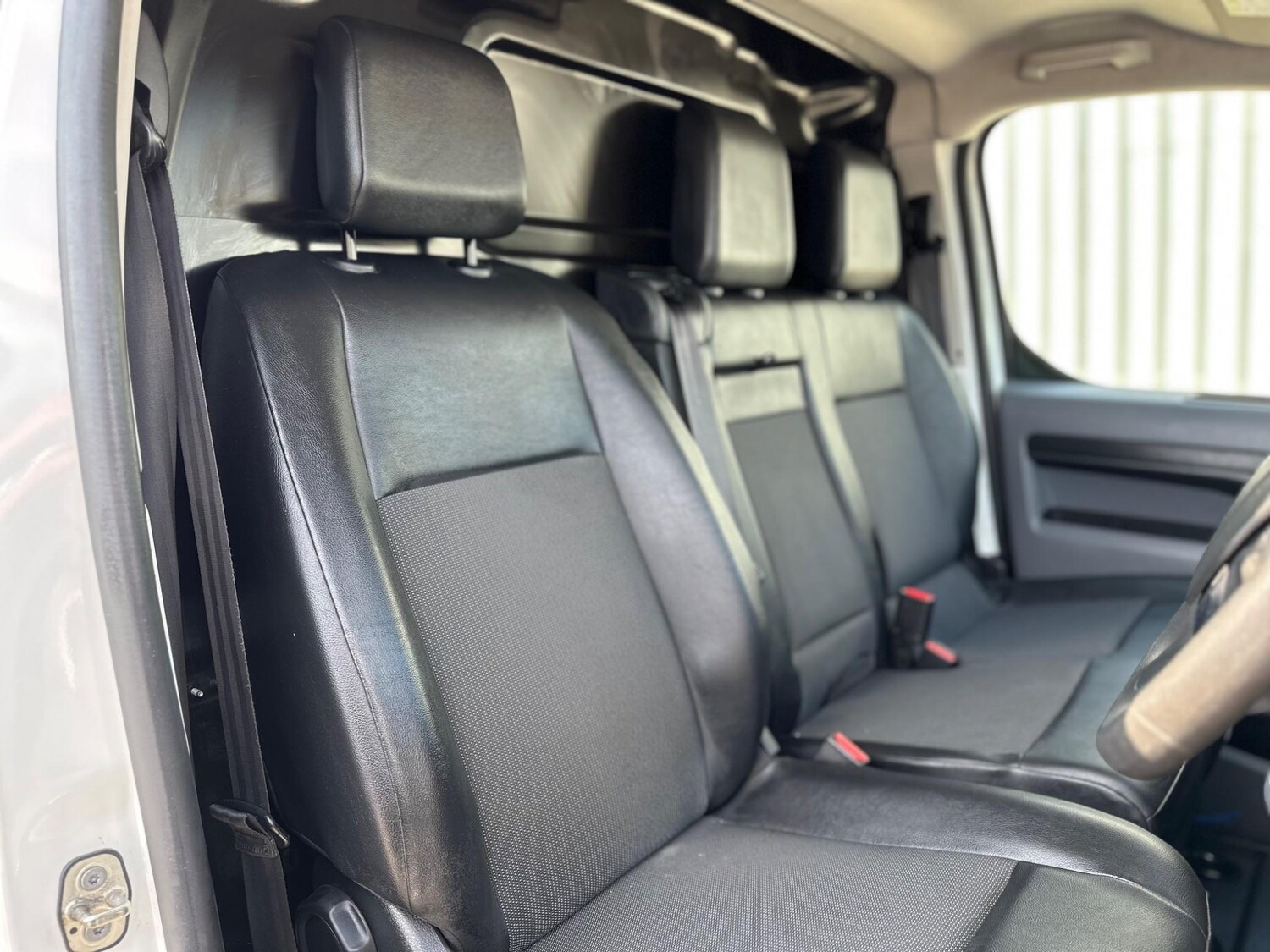 Used Peugeot Expert 2020 for sale - 77190527: Photo 9