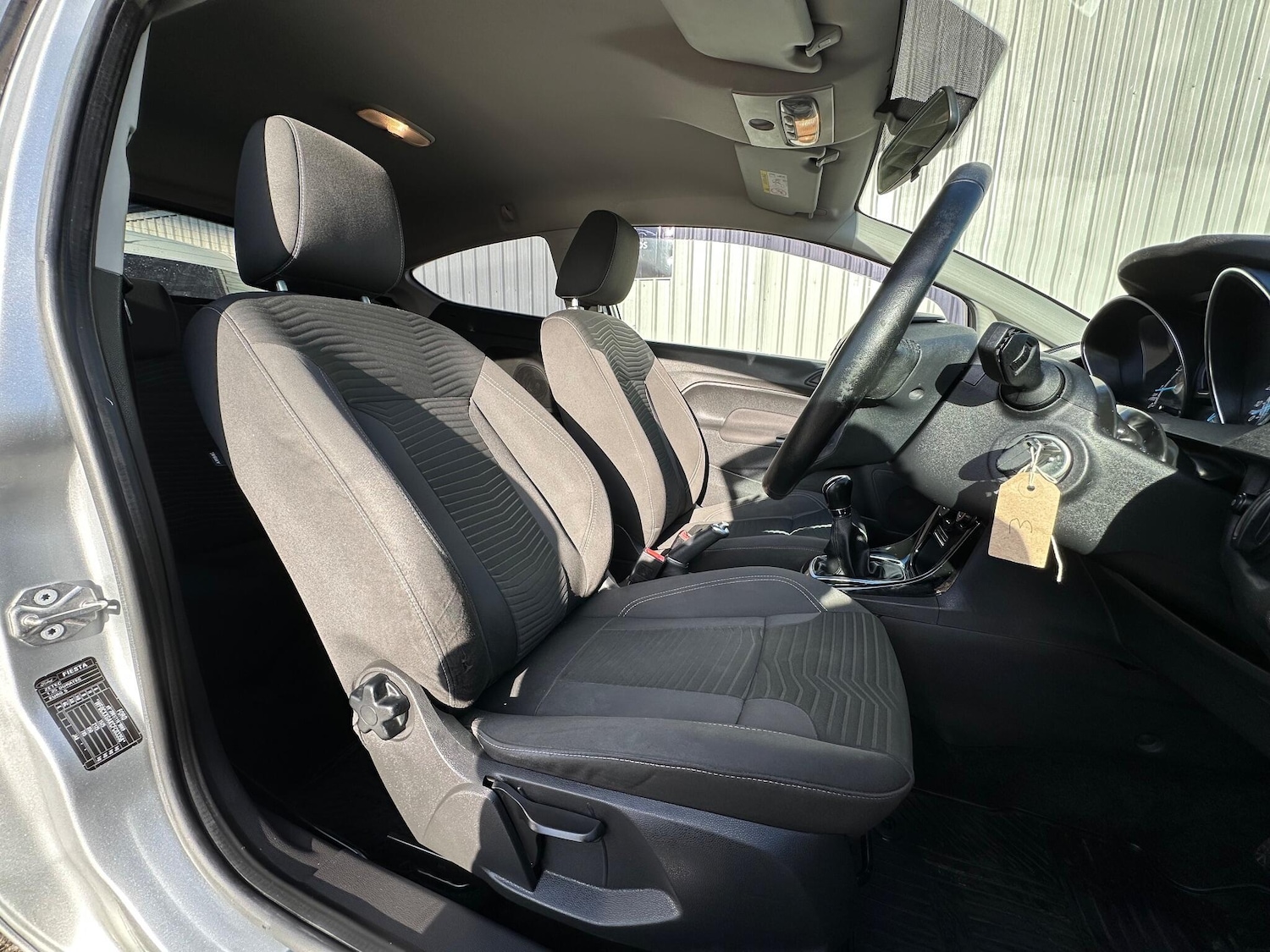 Used Ford Fiesta 2015 for sale - 76671707: Photo 11