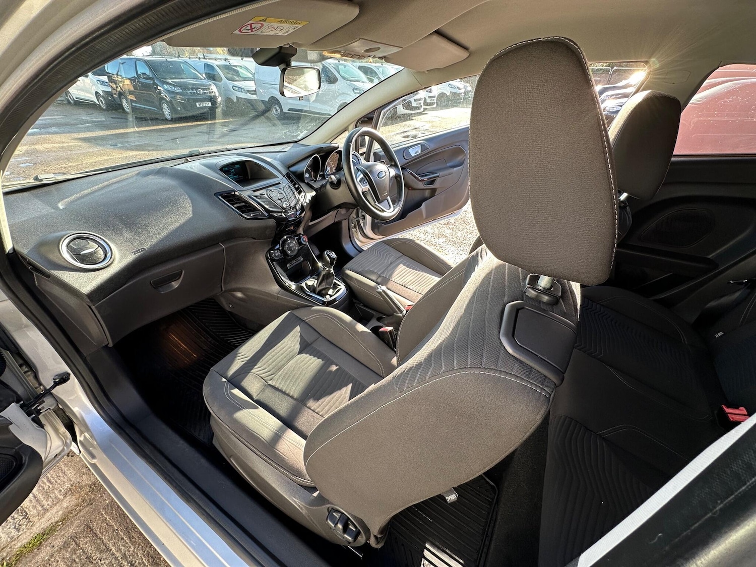 Used Ford Fiesta 2015 for sale - 76671707: Photo 50