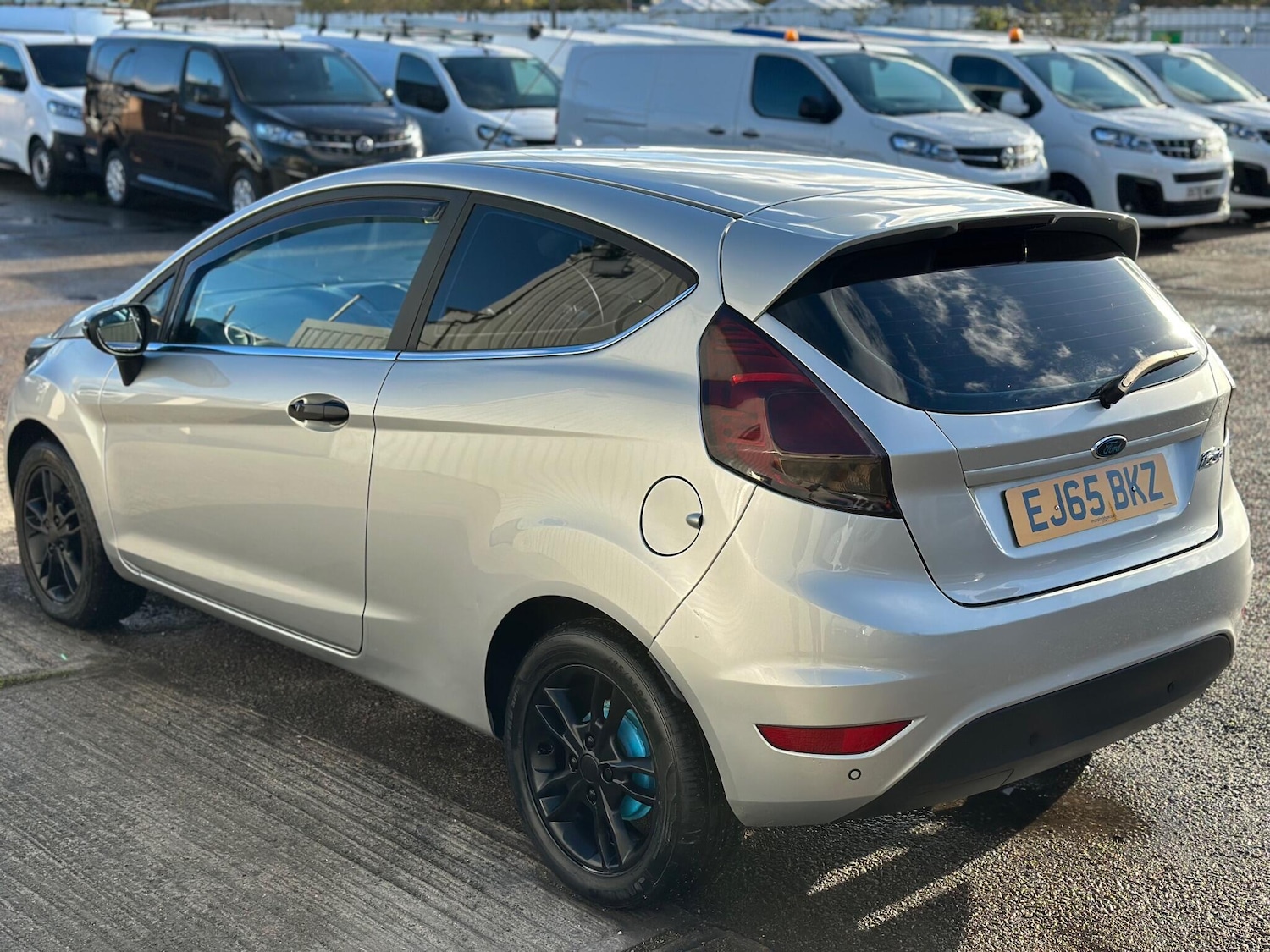 Used Ford Fiesta 2015 for sale - 76671707: Photo 7