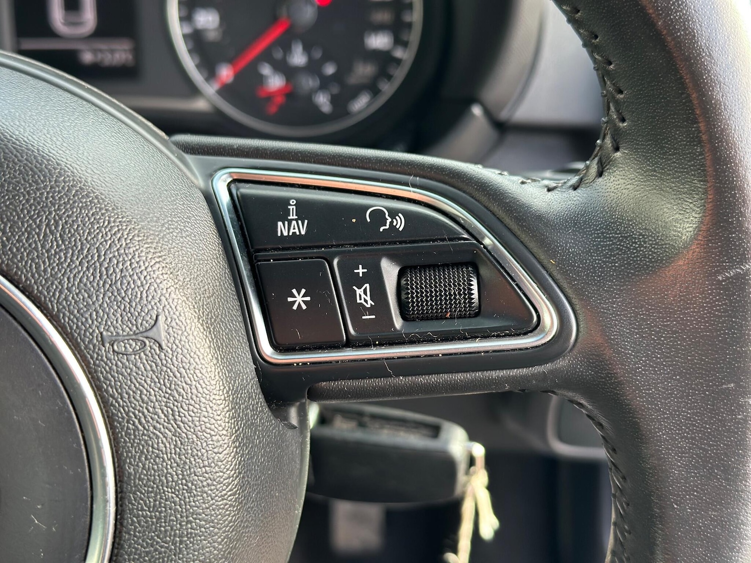 Used Audi A1 2013 for sale - 76645888: Photo 38