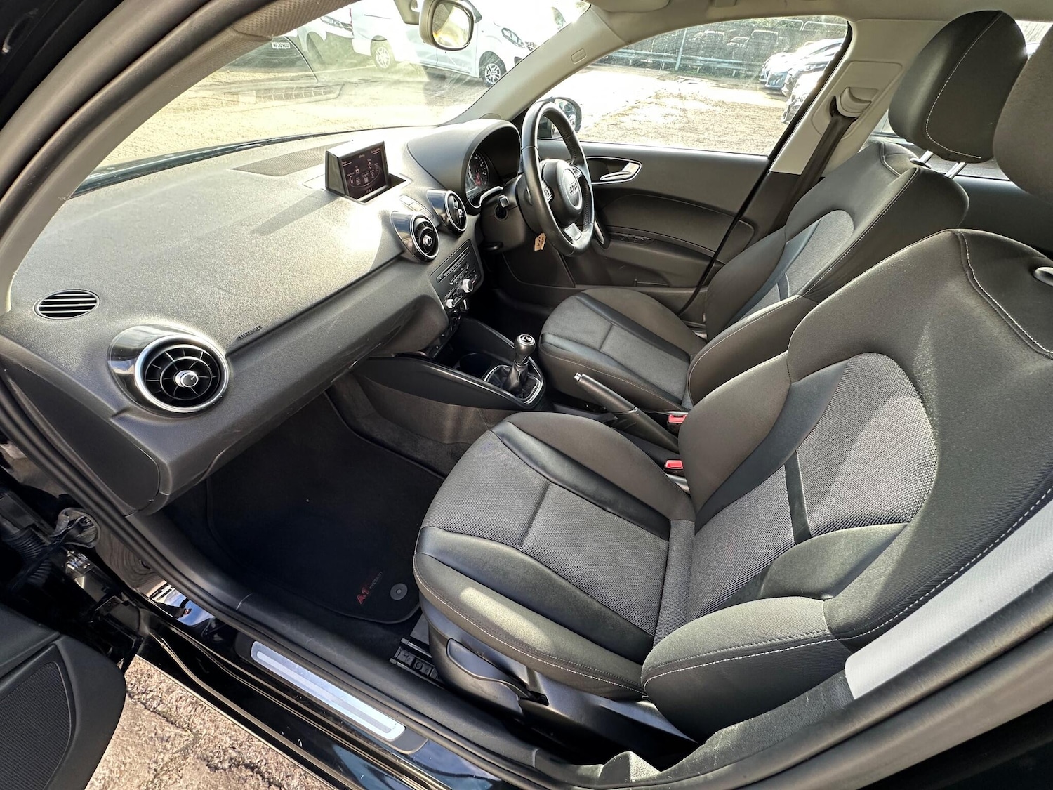 Used Audi A1 2013 for sale - 76645888: Photo 54