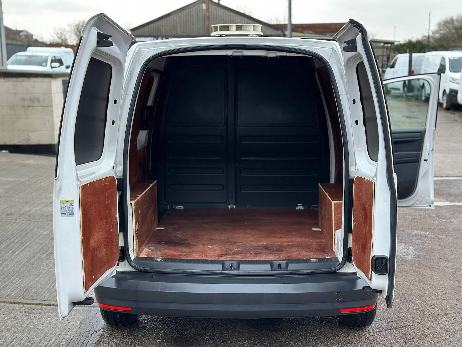 Used Volkswagen Caddy 2020 for sale - 77479332: Photo 12