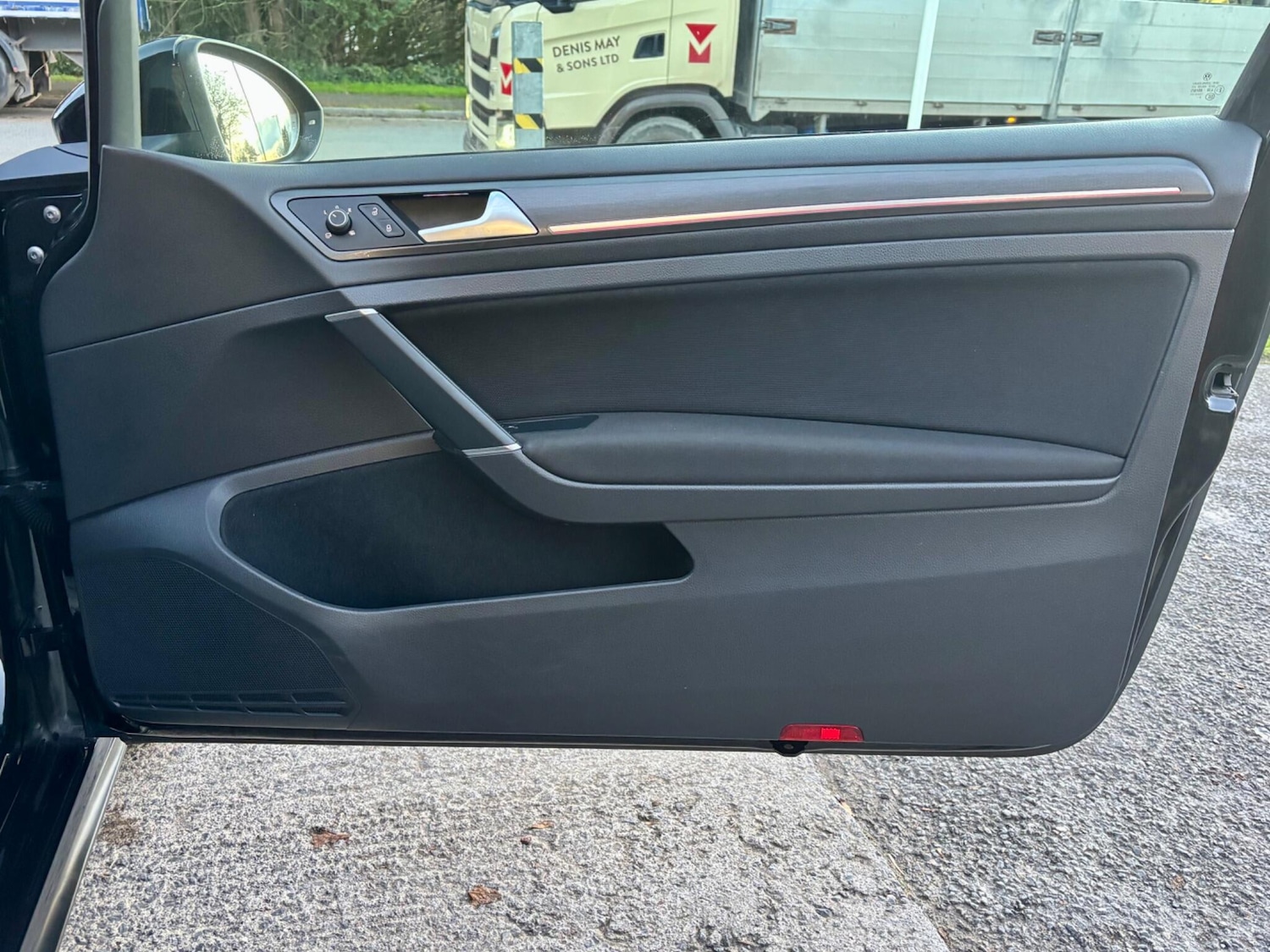 Used Volkswagen Golf 2019 for sale - 77040971: Photo 48